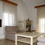 Case de vacanță Lazy Cat House
