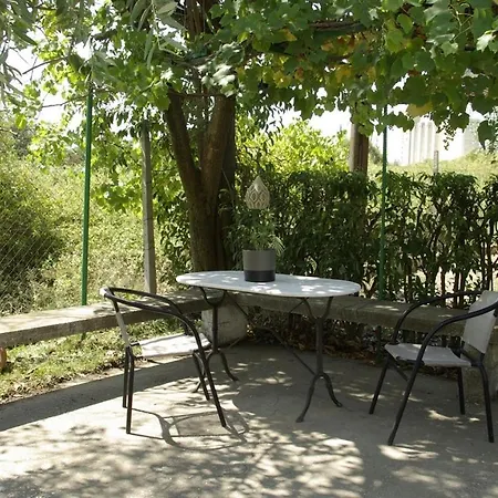 Nyaraló Lazy Cat House