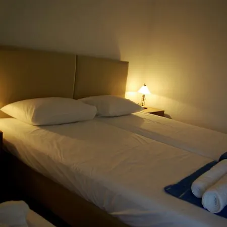 Lazy Cat House * Nea Iraklitsa