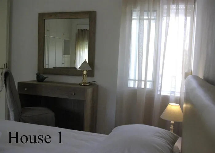 Lazy Cat House بيت للعطل Nea Iraklitsa